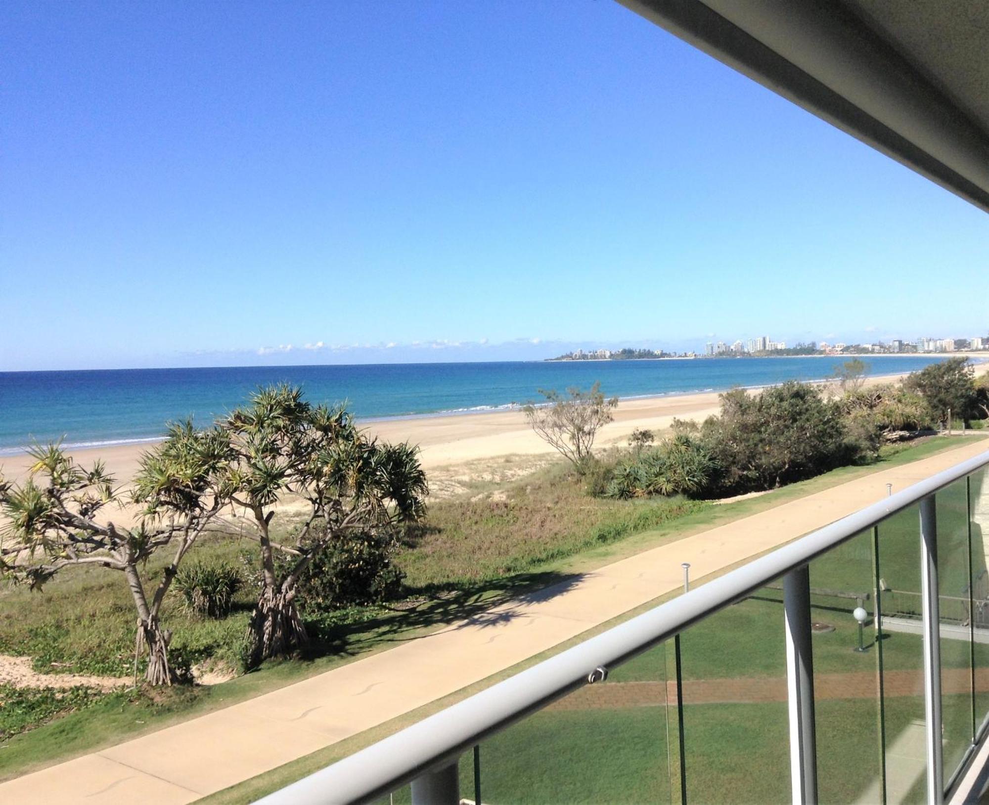 Pacific Surf Absolute Beachfront Apartments Guldkusten Exteriör bild