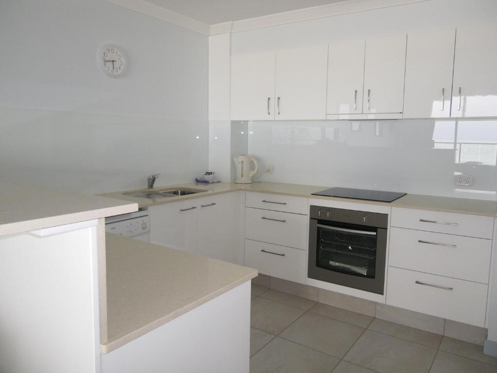 Pacific Surf Absolute Beachfront Apartments Guldkusten Rum bild