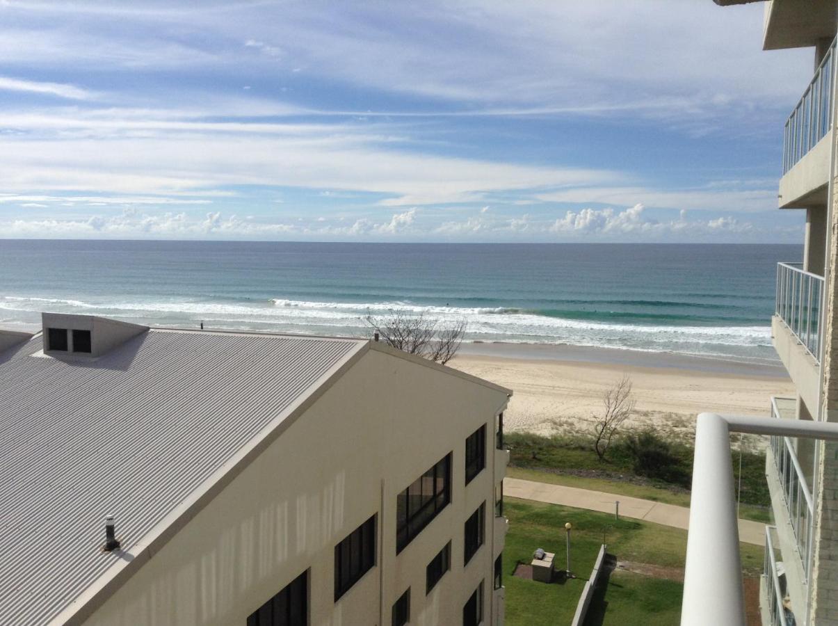 Pacific Surf Absolute Beachfront Apartments Guldkusten Exteriör bild